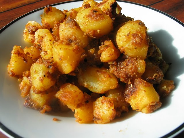 Aloo Ki Sabzi recipe at PakiRecipes