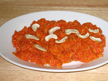 Mazedaar Gajar Ka Halwa recipe at PakiRecipes
