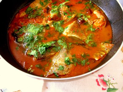 Khattai Wali Machchi Curry recipe at PakiRecipes