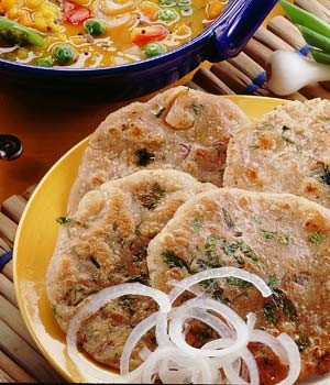 Pyaaz Aur Pudeenay Ki Roti recipe