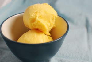 Delicious Mango Ice Cream at PakiRecipes.com