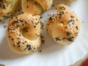 Small Bread Filled With Cheese at PakiRecipes.com